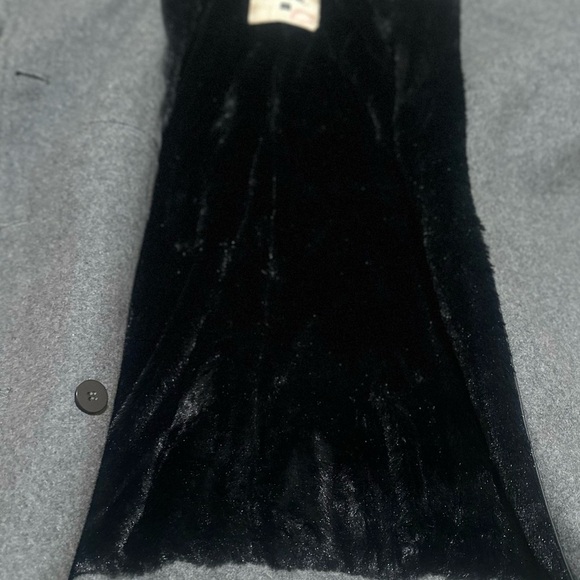 NWOT Triple Five Soul Wool Blend Gray‎ Peacoat Faux Fur Lining. Size M. - Picture 3 of 7